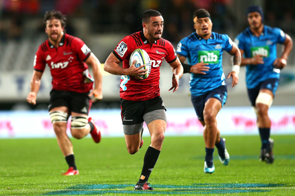 Crusaders hold off Blues