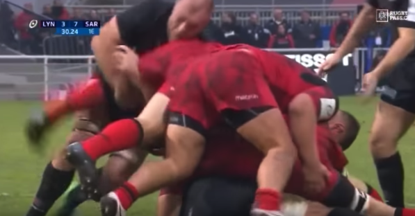 Watch: Schalk's controversial cleanout