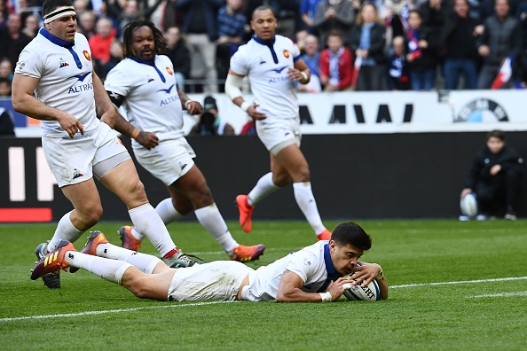 France see off insipid Scotland
