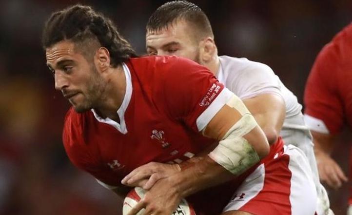 Navidi leads much-changed Wales