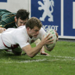 England's Mark Cueto fails to score a try during the Rugby World Cup final against South Africa at the Stade de France Stadium in Saint-Denis, near Paris, October 20, 2007.