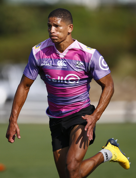 DURBAN, SOUTH AFRICA - JULY 28: Manie Libbok during the Cell C Sharks training session at Jonsson Kings Park Stadium on July 28, 2020 in Durban, South Africa. (Photo by Steve Haag/Gallo Images)