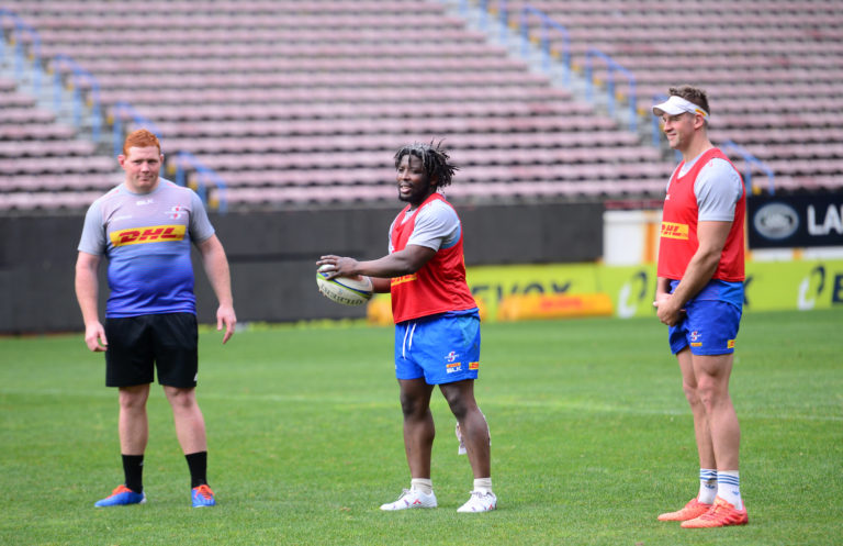 Steven Kitshoff, Scarra Ntubeni and Chris van Zyl during the Stormers tribute to acknowledge those who have been affected by the Covid-19 pandemic and those who have contributed over this period at Newlands Rugby Stadium on 6 August 2020 © Ryan Wilkisky/BackpagePix