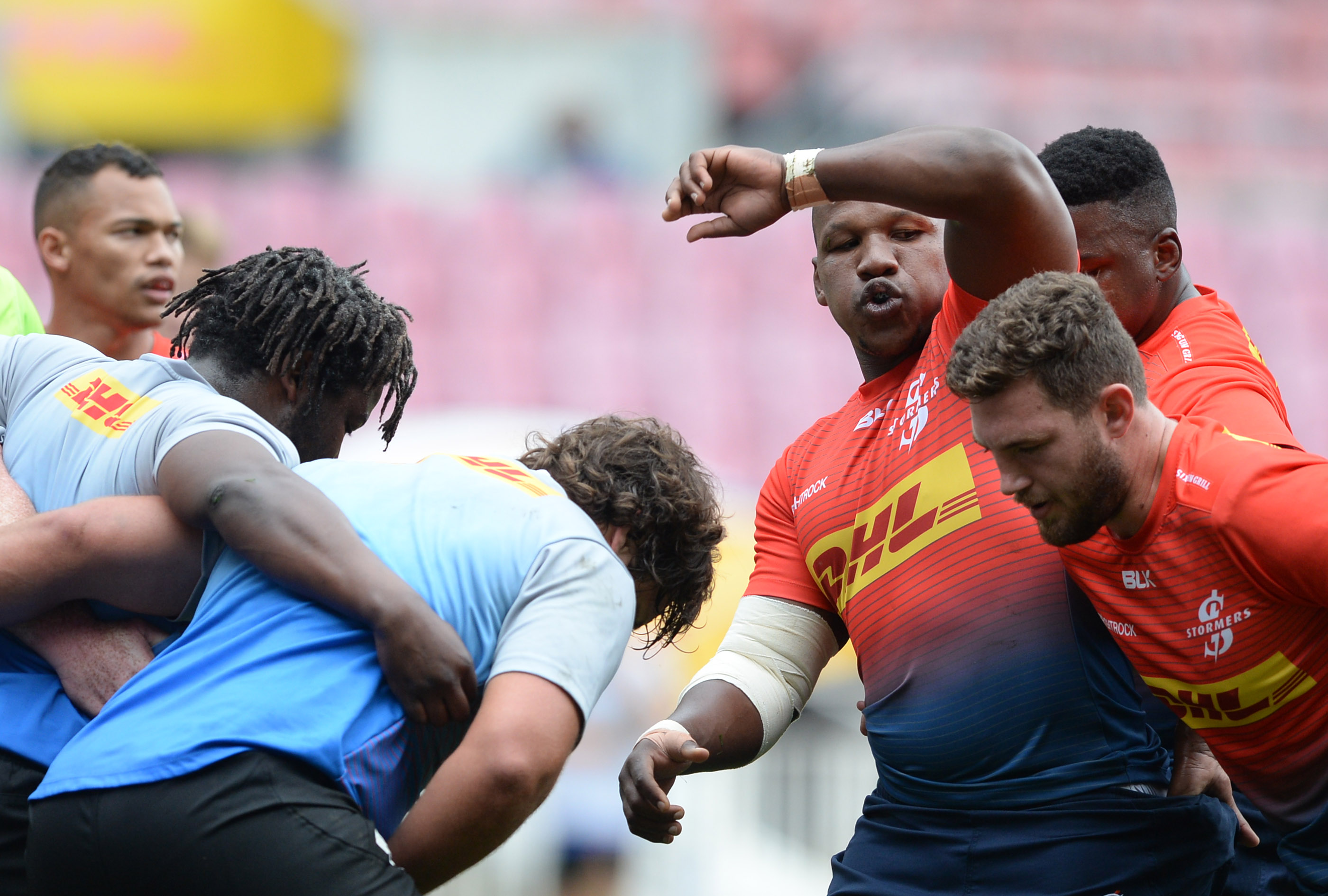 Bongi Mbonambi of the Dassies hooks in before a scrum during the Stormers friendly game between the Devils Peak Dassies (red) and the Boulders Beach Penguins (blue) at Newlands Rugby Stadium in Cape Town on 18 September 2020 © Ryan Willkisky/BackpagePix