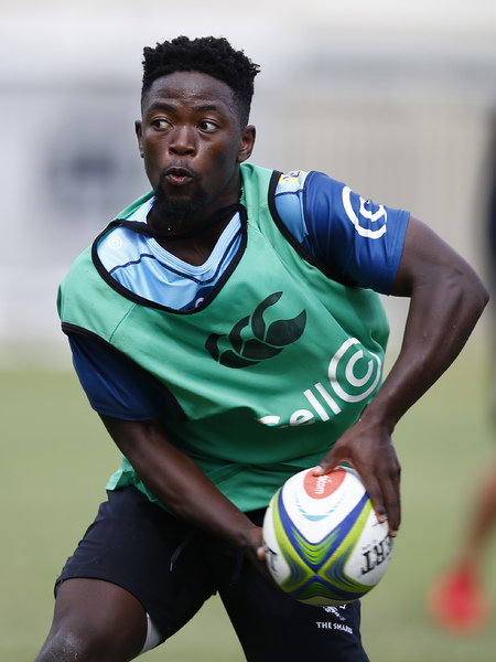 DURBAN, SOUTH AFRICA - SEPTEMBER 02: Sanele Nohamba of the Cell C Sharks during the Cell C Sharks training session at Jonsson Kings Park Stadium on September 02, 2020 in Durban, South Africa. (Photo by Steve Haag/Gallo Images)