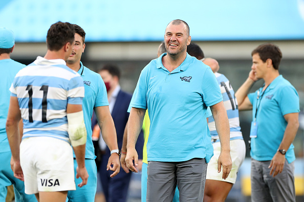 SYDNEY, AUSTRALIA - NOVEMBER 14: Former Wallabies coach Michael Cheika, now with Argentina, celebrates with Juan Imhoff of the Pumas after winning the 2020 Tri-Nations rugby match between the New Zealand All Blacks and the Argentina Los Pumas at Bankwest Stadium on November 14, 2020 in Sydney, Australia. (Photo by Mark Kolbe/Getty Images)