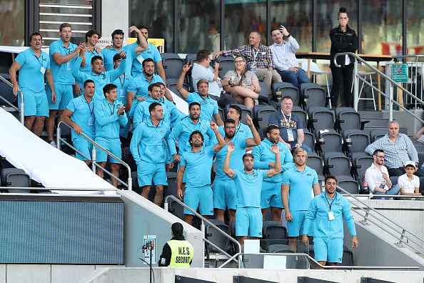 SYDNEY, AUSTRALIA - NOVEMBER 14: Pumas players in the stands watch the 2020 Tri-Nations rugby match between the New Zealand All Blacks and the Argentina Los Pumas at Bankwest Stadium on November 14, 2020 in Sydney, Australia. (Photo by Mark Kolbe/Getty Images)