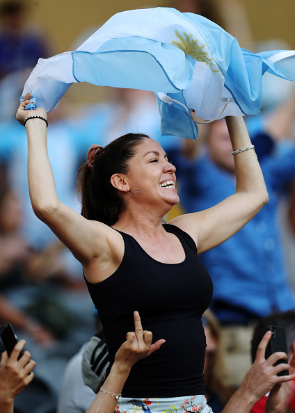 SYDNEY, AUSTRALIA - NOVEMBER 14: A Pumas fan cheers on her team during the 2020 Tri-Nations rugby match between the New Zealand All Blacks and the Argentina Los Pumas at Bankwest Stadium on November 14, 2020 in Sydney, Australia. (Photo by Brendon Thorne/Getty Images)
