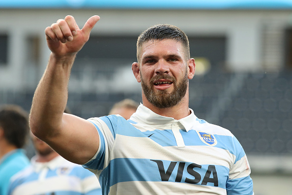 SYDNEY, AUSTRALIA - NOVEMBER 14: Marcos Kremer of the Pumas thanks the crowd after winning the 2020 Tri-Nations rugby match between the New Zealand All Blacks and the Argentina Los Pumas at Bankwest Stadium on November 14, 2020 in Sydney, Australia. (Photo by Mark Kolbe/Getty Images)