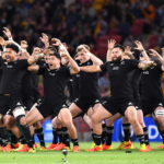 epa09474567 The All Blacks perform the Haka before the Round 4 Rugby Championship match between the Argentina Pumas and the New Zealand All Blacks at Suncorp Stadium in Brisbane, Australia, 18 September 2021.