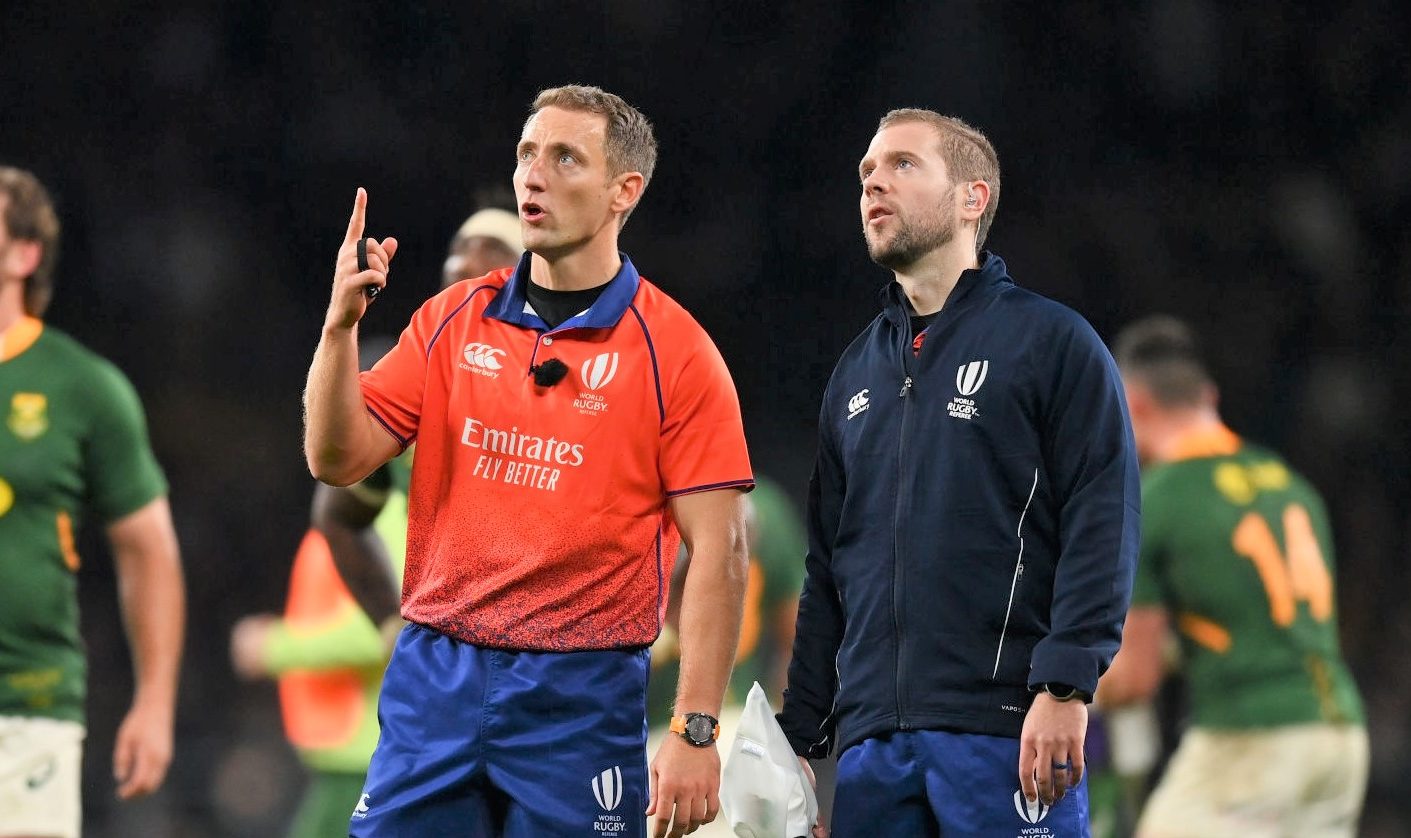 LONDON, ENGLAND - NOVEMBER 20: Referee, Adam Brace reviews with TMO during the Autumn Nations Series match between England and South Africa at Twickenham Stadium on November 20, 2021 in London, England. (Photo by Dan Mullan - RFU/The RFU Collection via Getty Images)