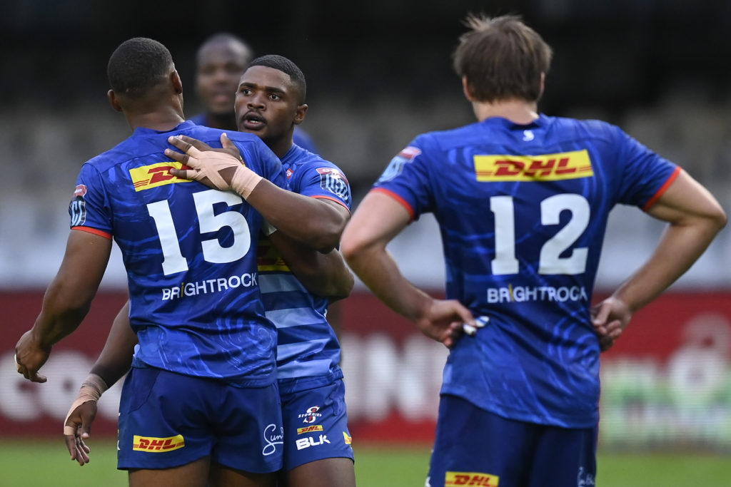 Damian Willemse of the Stormers congratulates Warrick Gelant of the Stormers on his try during the United Rugby Championship 2021/22 match between the Sharks and Stormers held at Kings Park in Durban on 29 January 2021 ©Gerhard Duraan/BackpagePix