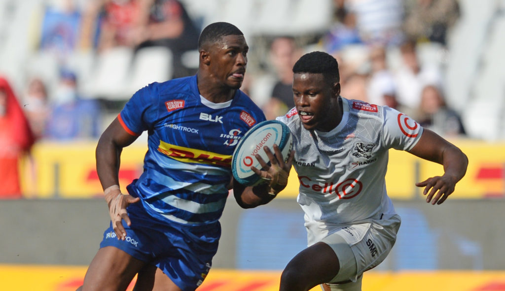 Warrick Gelant of the Stormers goes past Aphelele Fassi of the Sharks during the United Rugby Championship 2021/22 game between the Stormers and the Sharks at Cape Town Stadium on 5 February 2022 © Ryan Wilkisky/BackpagePix