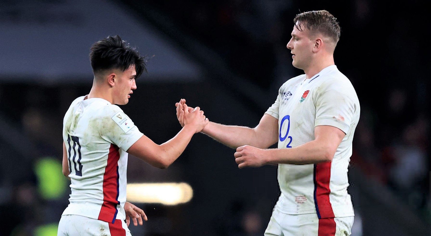 LONDON, ENGLAND - FEBRUARY 26: Marcus Smith of England shakes hands with Alex Dombrandt of England after the final whistle during the Guinness Six Nations Rugby match between England and Wales at Twickenham Stadium on February 26, 2022 in London, England. (Photo by David Rogers/Getty Images)