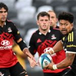 DUNEDIN, NEW ZEALAND - FEBRUARY 19: Ardie Savea of the Hurricanes makes a break during the round one Super Rugby Pacific match between the Crusaders and the Hurricanes at Forsyth Barr Stadium on February 19, 2022 in Dunedin, New Zealand. (Photo by Joe Allison/Getty Images)
