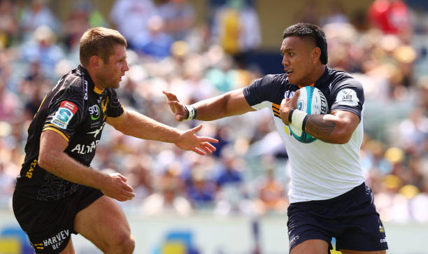 CANBERRA, AUSTRALIA - FEBRUARY 20: Lenny Ikitau of the Brumbies in action during the round one Super Rugby Pacific match between the ACT Brumbies and the Western Force at GIO Stadium on February 20, 2022 in Canberra, Australia.