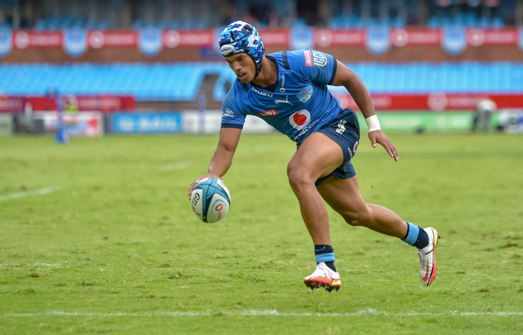 PRETORIA, SOUTH AFRICA - FEBRUARY 05: Kurt-Lee Arendse of the Vodacom Bulls on his way to scoring his try during the United Rugby Championship match between Vodacom Bulls and Emirates Lions at Loftus Versveld Stadium on February 05, 2022 in Pretoria, South Africa.