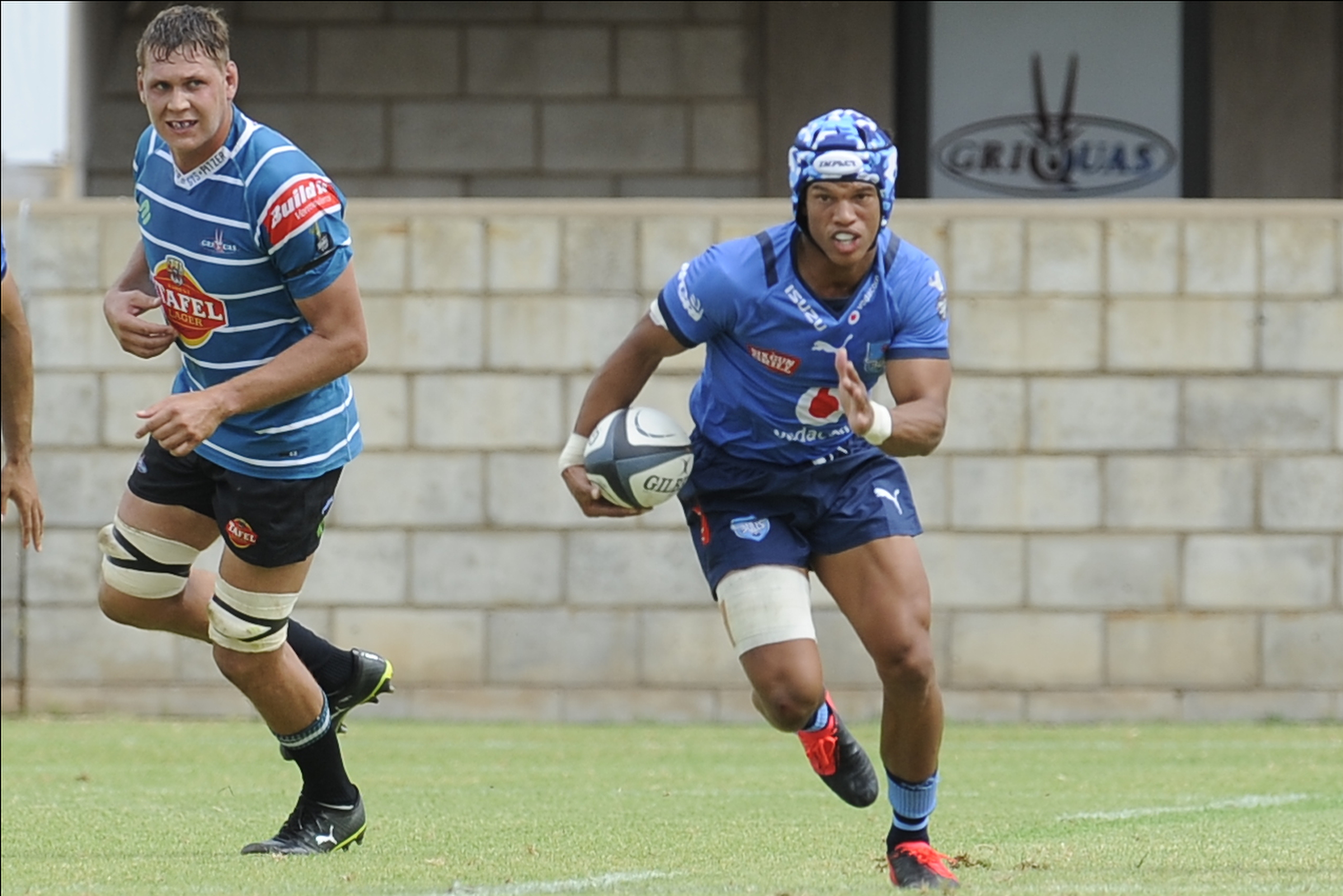 KIMBERLEY, SOUTH AFRICA - MARCH 05: Kurt-Lee Arendse of the Vodacom Bulls during the Carling Currie Cup match between Tafel Lager Griquas and Vodacom Bulls at Tafel Lager Park on March 05, 2022 in Kimberley, South Africa. (Photo by Charle Lombard/Gallo Images/BackpagePix)
