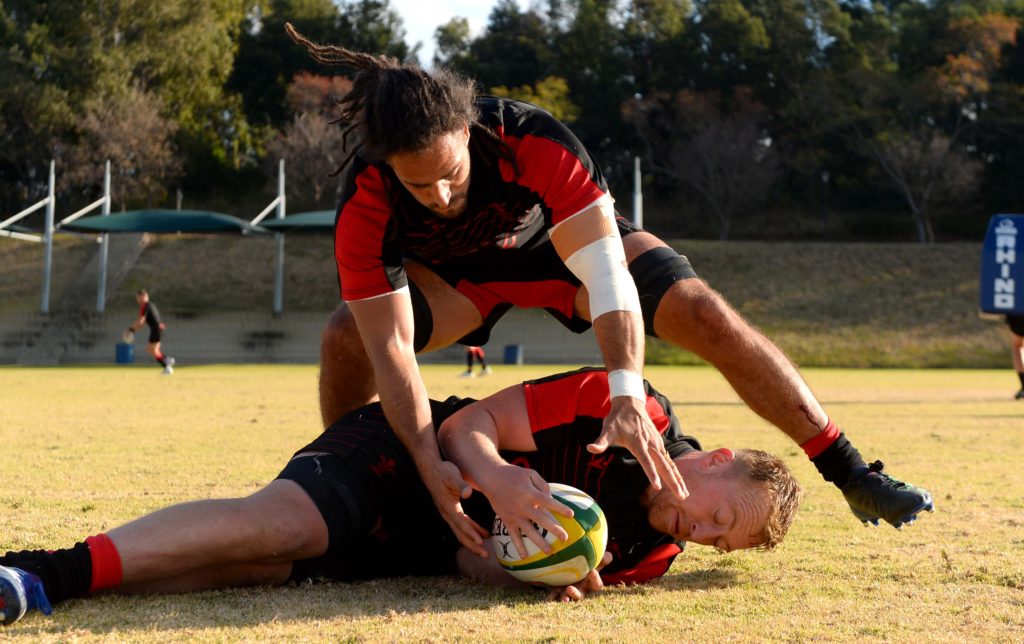 Josh Navidi and Tommy Reffell during training for Wales