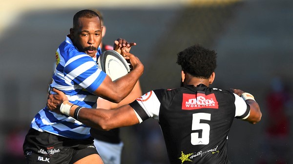 STELLENBOSCH, SOUTH AFRICA - JUNE 10: Sergeal Petersen of WP and Hyron Andrews of the Sharks during the Carling Currie Cup match between DHL Western Province and Cell C Sharks at Danie Craven Stadium on June 10, 2022 in Stellenbosch, South Africa. (Photo by Ashley Vlotman/Gallo Images)