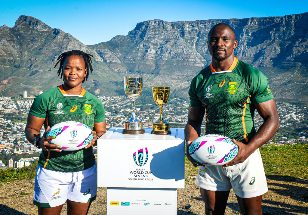 of South Africa with trophy during the Rugby World Cup Sevens 2022 captain's photo and media opportunity at Signal Hill on September 07, 2022 in Cape Town, South Africa. CAPE TOWN, SOUTH AFRICA - SEPTEMBER 07: