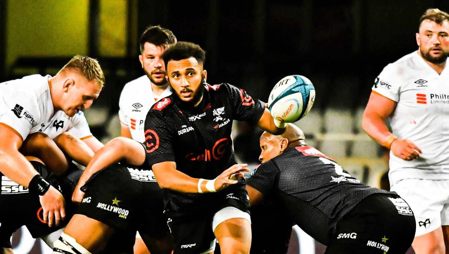 DURBAN, SOUTH AFRICA - DECEMBER 02: Jaden Hendrikse of the Cell C Sharks during the United Rugby Championship match between Cell C Sharks and Ospreys at Hollywoodbets Kings Park on December 02, 2022 in Durban, South Africa. (Photo by Darren Stewart/Gallo Images)