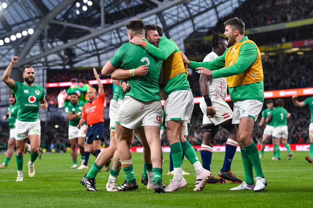 Dublin , Ireland - 18 March 2023; Robbie Henshaw of Ireland, centre, celebrates with teammates after scoring his side's second try during the Guinness Six Nations Rugby Championship match between Ireland and England at the Aviva Stadium in Dublin.