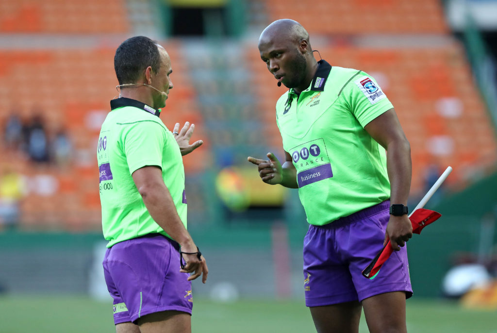 Jaco Peyper (South Africa), Match Referee in discussion with Cwengile Jadezweni (South Africa), Assistant referee (r) during the 2017 Super Rugby match between the Stormers and the Jaguares at Newlands Stadium, Cape Town on 4 March 2017