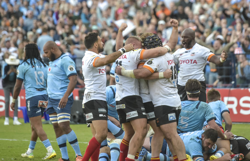 PRETORIA, SOUTH AFRICA - JUNE 10: Cheetahs team celebrating as they win the match during the Currie Cup, Premier Division match between Vodacom Bulls and Toyota Cheetahs at Loftus Versfeld on June 10, 2023 in Pretoria, South Africa.