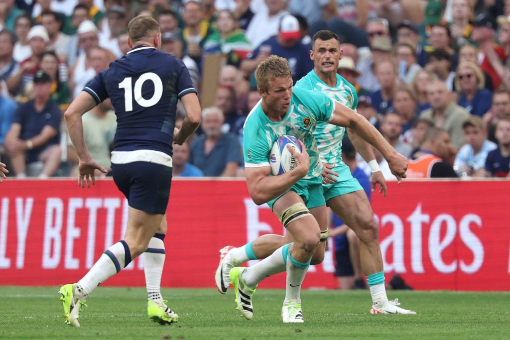 South Africa's flanker Pieter-Steph du Toit (C) runs with the ball during the France 2023 Rugby World Cup Pool B match between South Africa and Scotland at the Velodrome Stadium in Marseille, southern France on September 10, 2023.