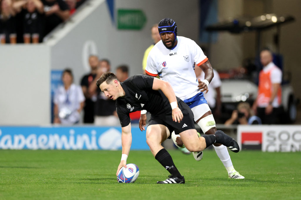 Roigard stars in All Blacks rout