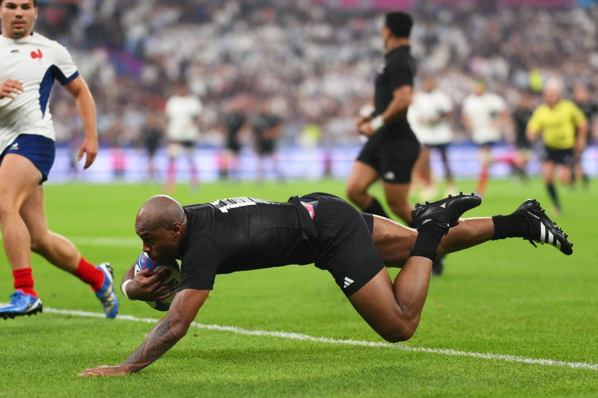 PARIS, FRANCE - SEPTEMBER 08 Mark Telea of New Zealand scores his team's second try during the Rugby World Cup France 2023 Pool A match between France and New Zealand at Stade de France on September 08, 2023 in Paris, France. (Photo by David Ramos - World Rugby/World Rugby via Getty Images)