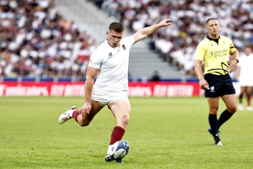 England's fly-half Owen Farrell scores a penalty during the France 2023 Rugby World Cup Pool D match between England and Samoa at the Stade Pierre-Mauroy in Villeneuve-d'Ascq, near Lille, northern France on October 7, 2023.