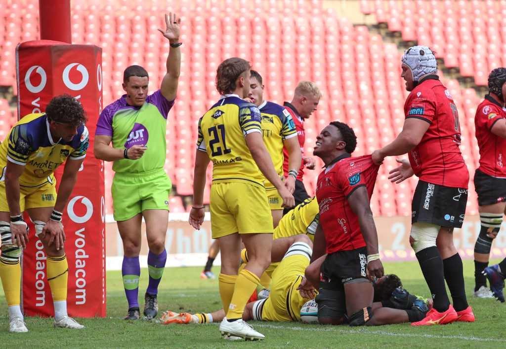Emmanuel Tshituka of the Lions celebrates try during the United Rugby Championships 2023 match between Lions v Zebre at the Ellis Park Stadium, Johannesburg on the 25 November 2023