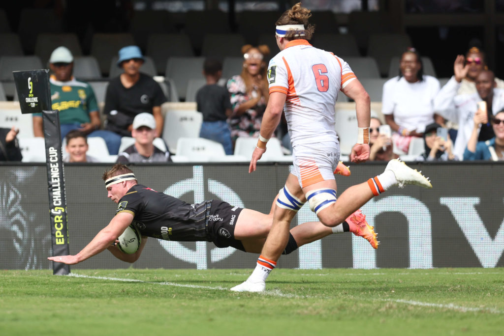 DURBAN, SOUTH AFRICA - APRIL 13: James Venter of the Hollywoodbets Sharks try during the EPCR Challenge Cup, Quarter Final match between Cell C Sharks and Edinburgh at Hollywoodbets Kings Park on April 13, 2024 in Durban, South Africa. (Photo by Steve Haag Sports/Gallo Images/Getty Images)