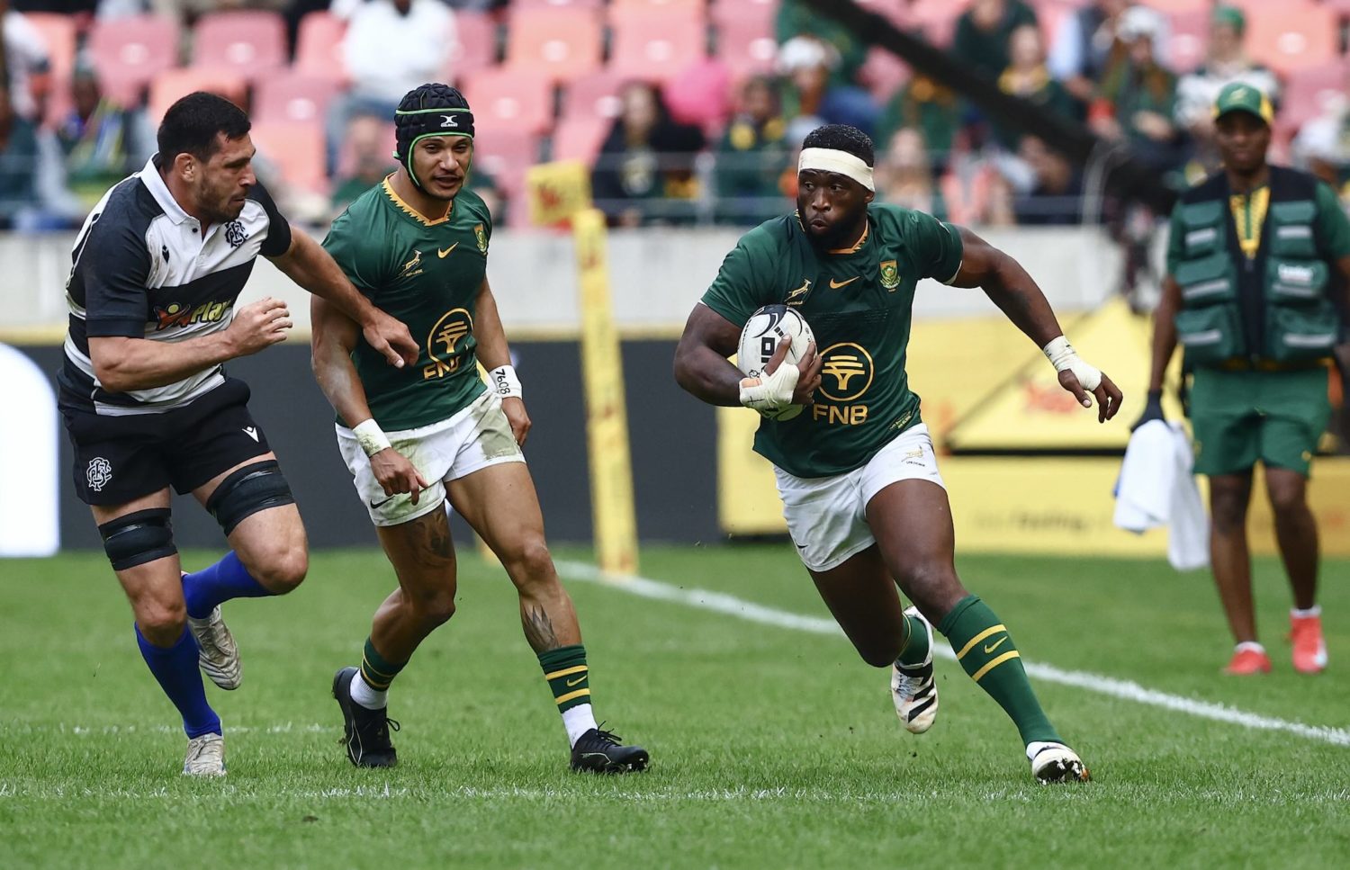Mallett: Kolisi Must Perform to Hold Off Paul de Villiers