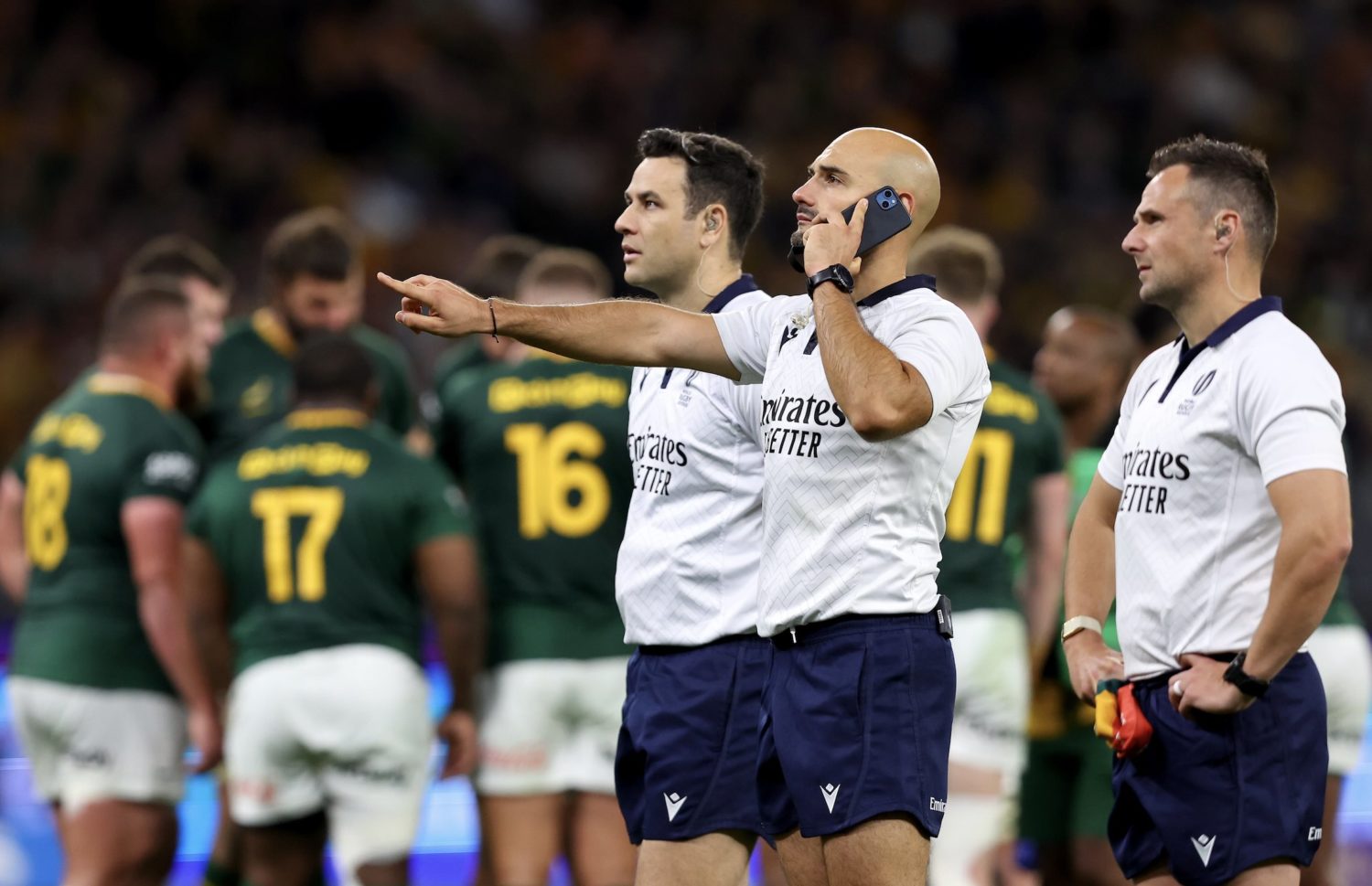 Hansen, Mallett slam ‘Please call me’ scenes